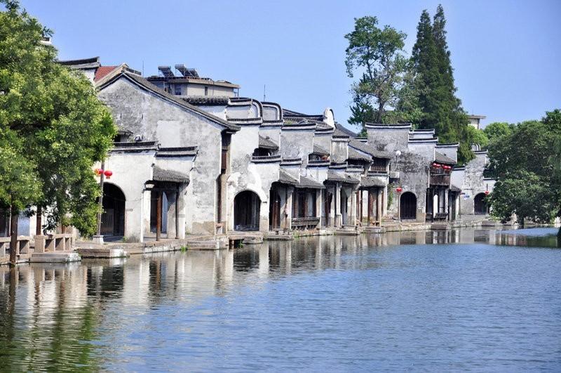 四川省政协委员程杰:关注货物贸易进出口,建议出台政策减少中小企业运输成本